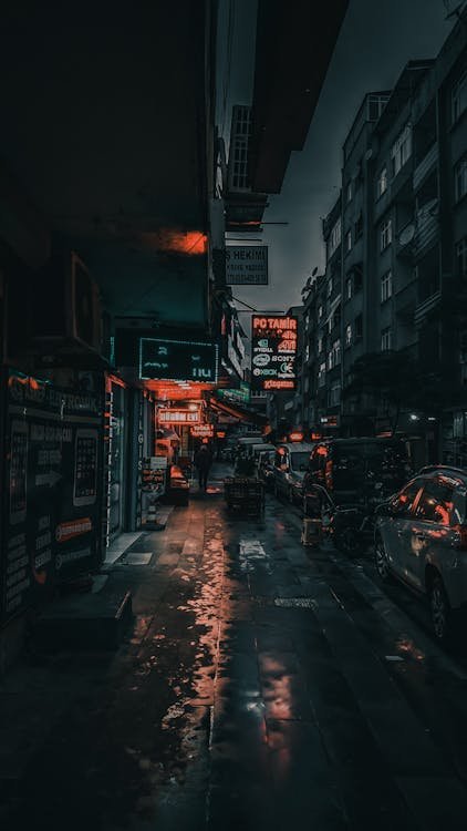 GTA 6 street atmosphere — dark urban crime setting